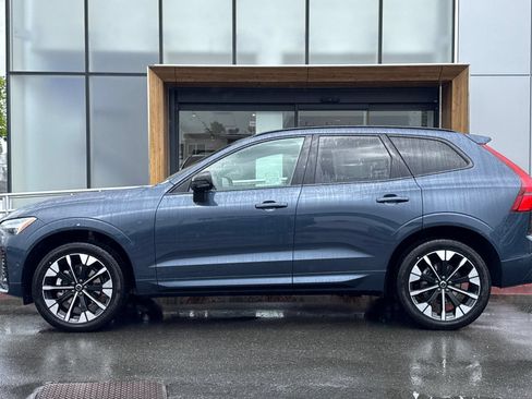 Used 2026 Volvo XC60 B5 Plus w/ Climate Package AWD/4WD image 6