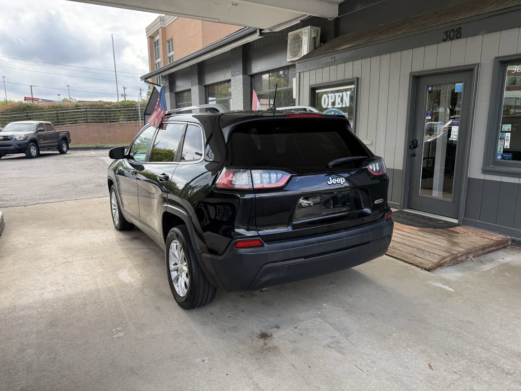 Used 2019 Jeep Cherokee Latitude w/ Popular Appearance Group FWD image 7