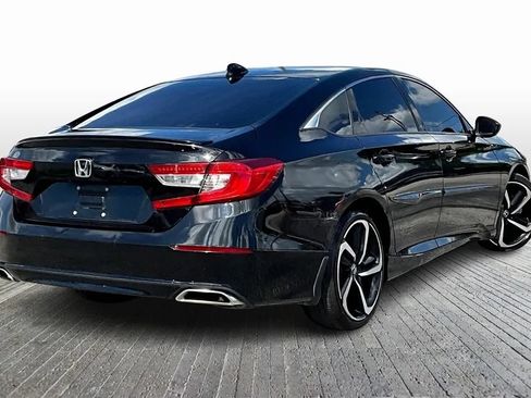 Used 2022 Honda Accord Sport image 12