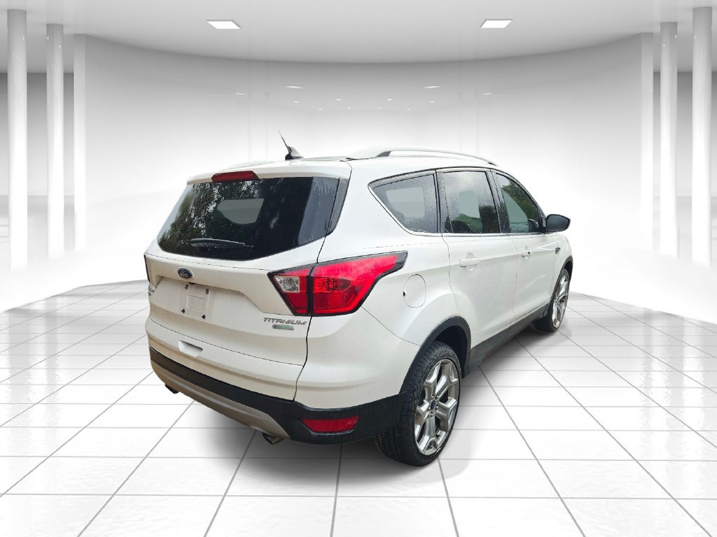 Used 2019 Ford Escape Titanium FWD image 2