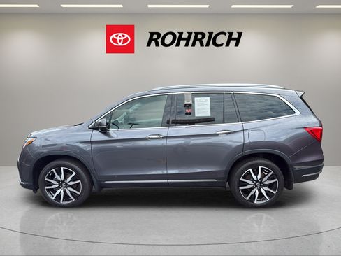 Used 2021 Honda Pilot Touring image 9