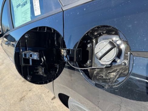 New 2026 Hyundai Elantra Blue image 19