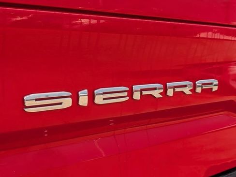 Used 2021 GMC Sierra 1500 SLT AWD/4WD image 13