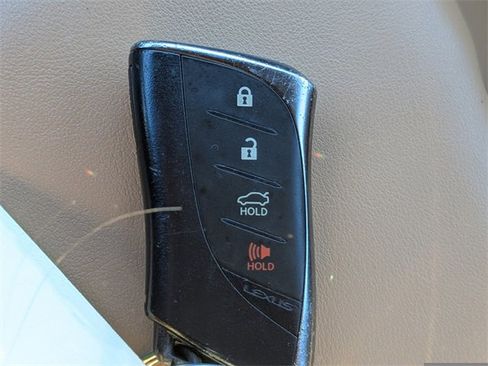 Used 2022 Lexus ES 350 w/ Premium Package image 29