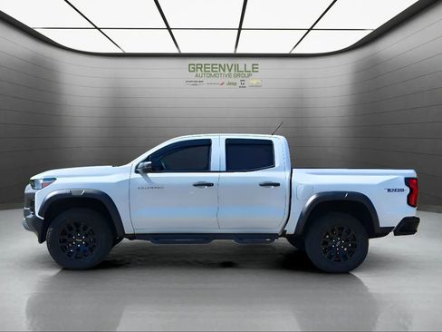Used 2024 Chevrolet Colorado Trail Boss AWD/4WD image 2