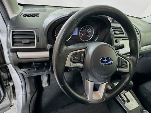Used 2017 Subaru Forester 2.5i Premium w/ All-Weather Package AWD/4WD image 11