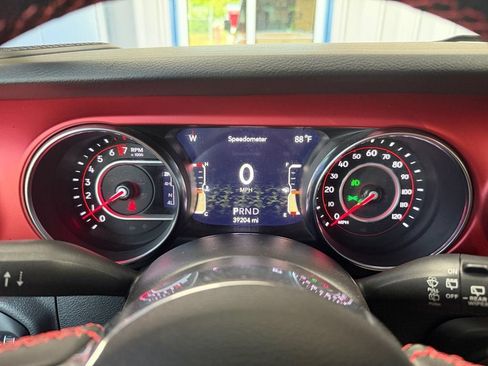 Used 2021 Jeep Wrangler Rubicon AWD/4WD image 15