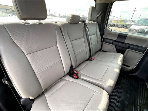 Used 2022 Ford F250 XL w/ Power Equipment Group image 22