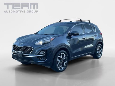 Used 2020 Kia Sportage EX image 3