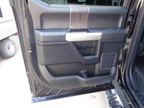 Used 2020 Ford F250 Lariat w/ Chrome Package image 83