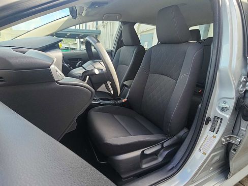 Used 2023 Toyota Corolla LE image 13