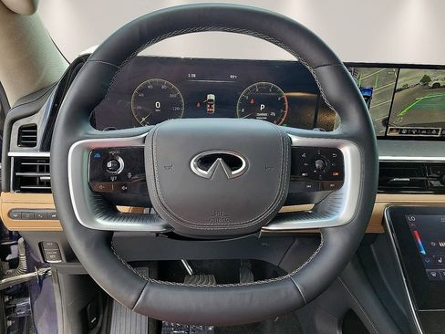 Used 2025 INFINITI QX80 Sensory AWD/4WD image 19
