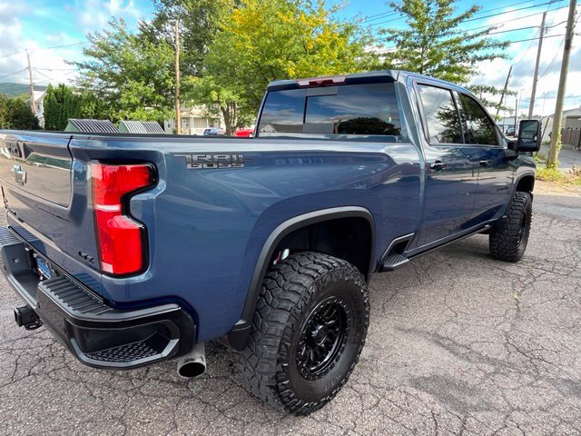 Used 2026 Chevrolet Silverado 2500 LTZ w/ Trail Boss Package AWD/4WD image 3