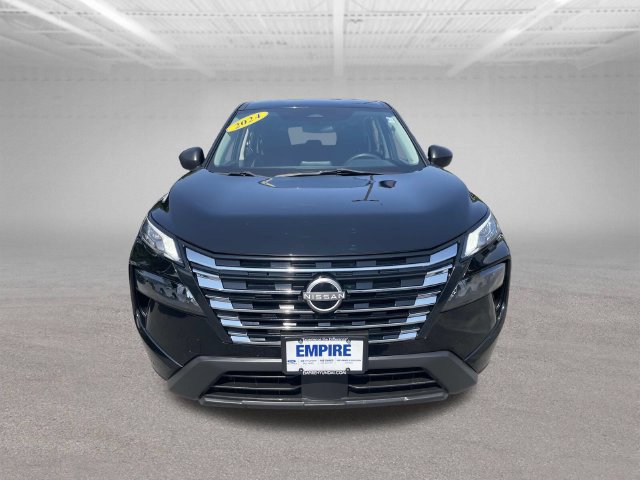 Used 2024 Nissan Rogue S AWD/4WD image 12