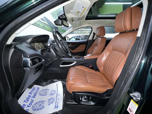 Used 2018 Jaguar F-PACE Portfolio AWD/4WD image 17