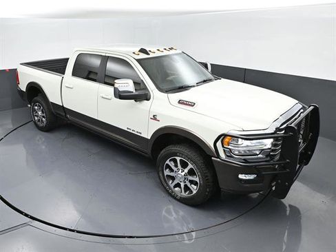 Used 2023 RAM 2500 Limited AWD/4WD image 34
