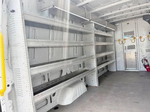 Used 2021 Mercedes-Benz Sprinter 2500 w/ Driver Convenience Package image 13