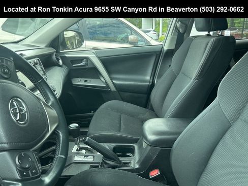 Used 2016 Toyota RAV4 XLE AWD/4WD image 7