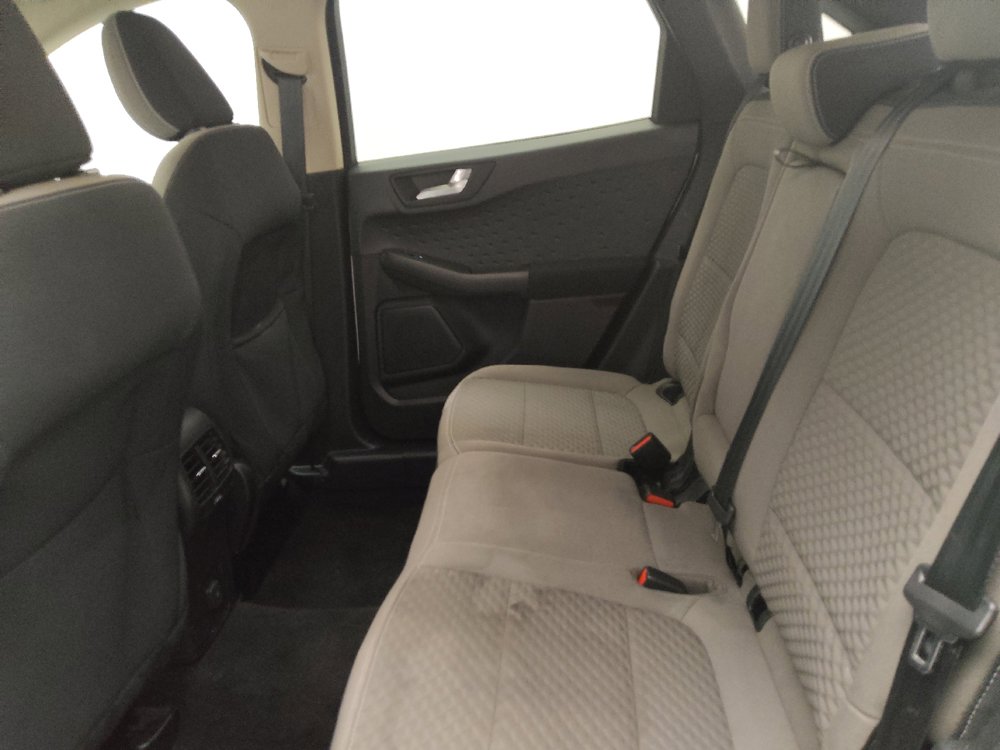 Used 2020 Ford Escape SE FWD image 18