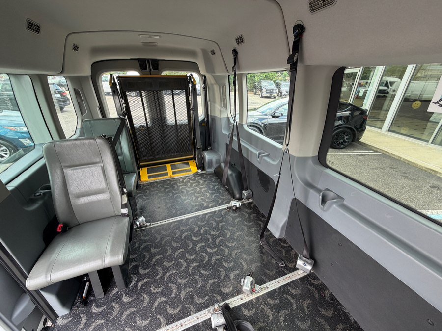 Used 2018 Ford Transit 350 XL RWD image 44