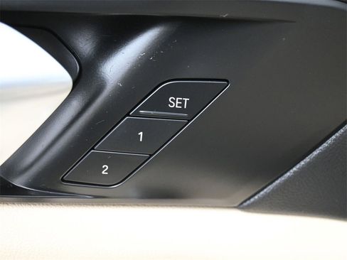 Used 2019 BMW X5 xDrive40i image 4