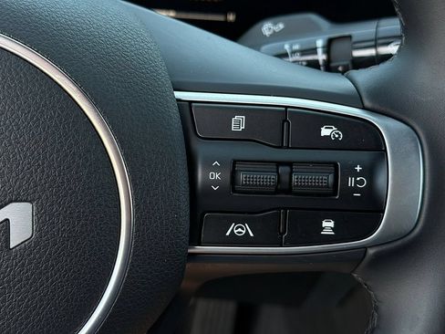 Used 2025 Kia K5 GT-Line AWD/4WD image 17