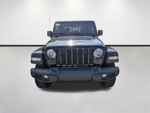 Used 2023 Jeep Gladiator Sport AWD/4WD image 9