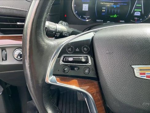Used 2019 Cadillac Escalade Luxury AWD/4WD image 18