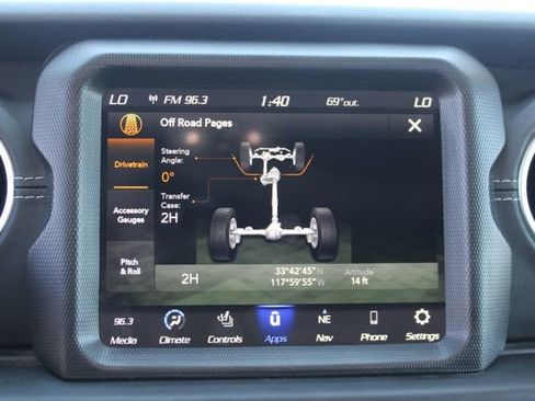 Used 2022 Jeep Wrangler Unlimited Sahara w/ Cold Weather Group AWD/4WD image 29