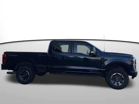 Used 2023 Ford F350 Lariat w/ Lariat Ultimate Package image 3