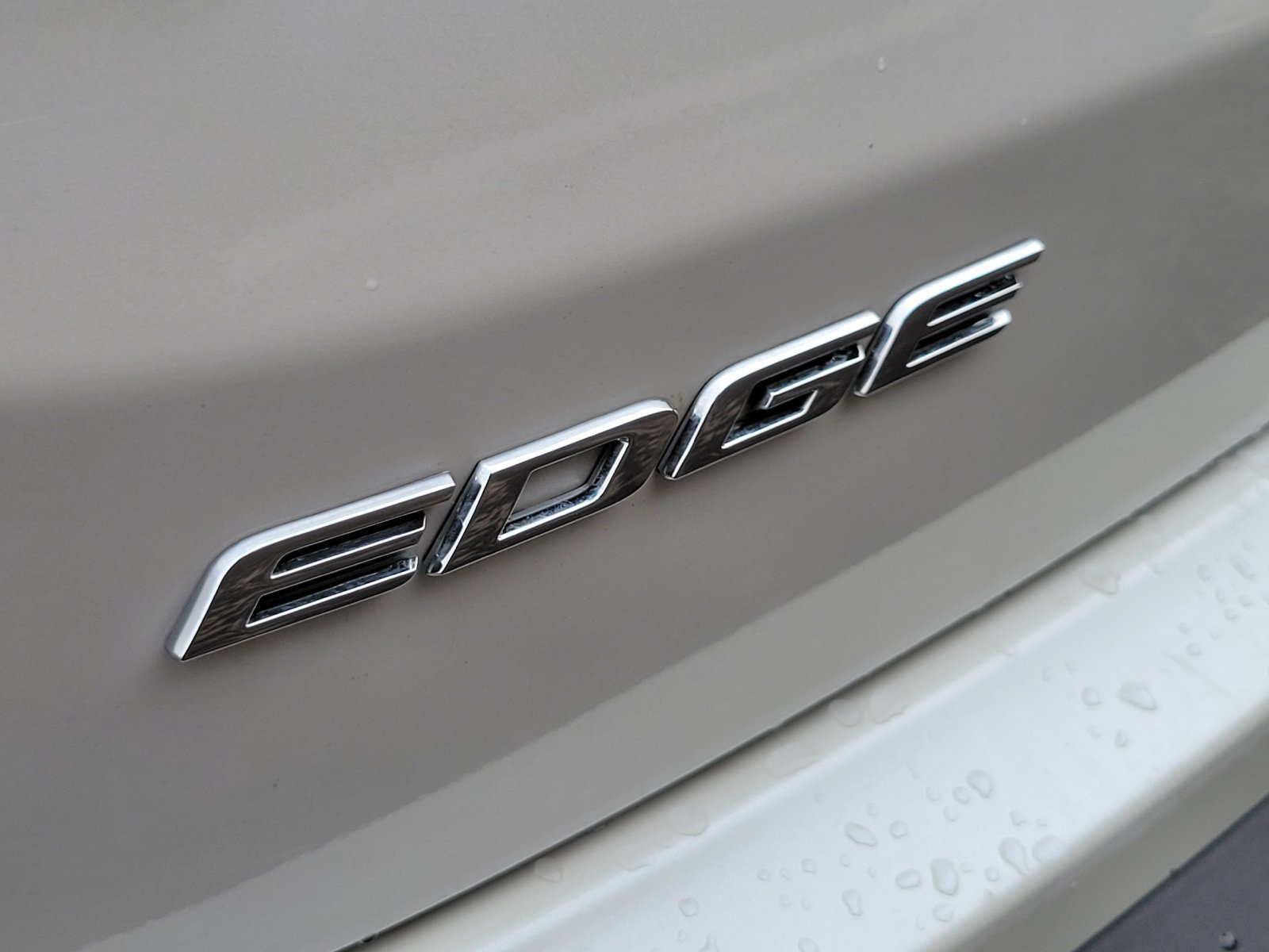Used 2019 Ford Edge SEL w/ Equipment Group 201A FWD image 33