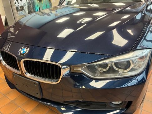 Used 2015 BMW 335i xDrive Sedan AWD/4WD image 9