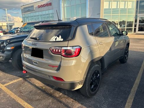 Certified 2023 Jeep Compass Trailhawk AWD/4WD image 4