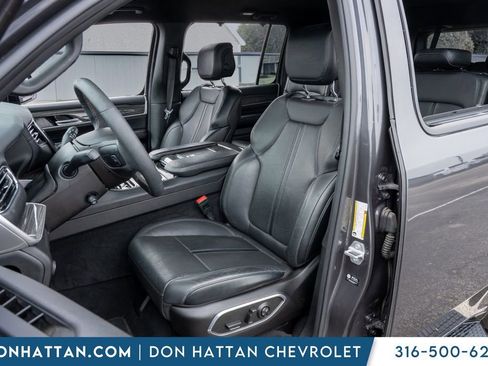 Used 2022 Jeep Wagoneer Series III w/ Convenience Group I image 4