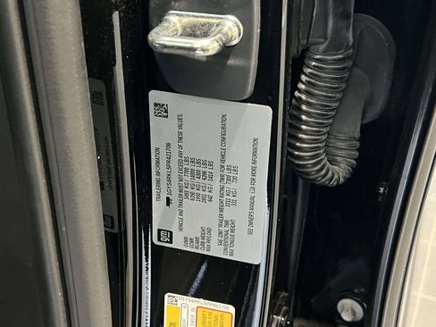 Certified 2023 Cadillac Escalade ESV Sport Platinum w/ LPO, ONYX Package image 17