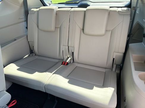 Used 2019 Volkswagen Atlas SE w/ Panoramic Sunroof Package FWD image 7