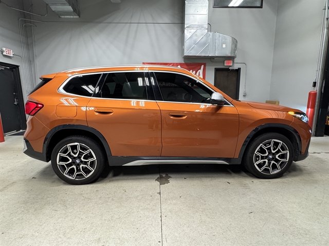 Used 2023 BMW X1 xDrive28i w/ Premium Package AWD/4WD image 10