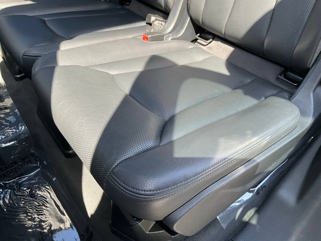 Used 2019 Audi Q7 3.0T Prestige w/ Prestige Package AWD/4WD image 31