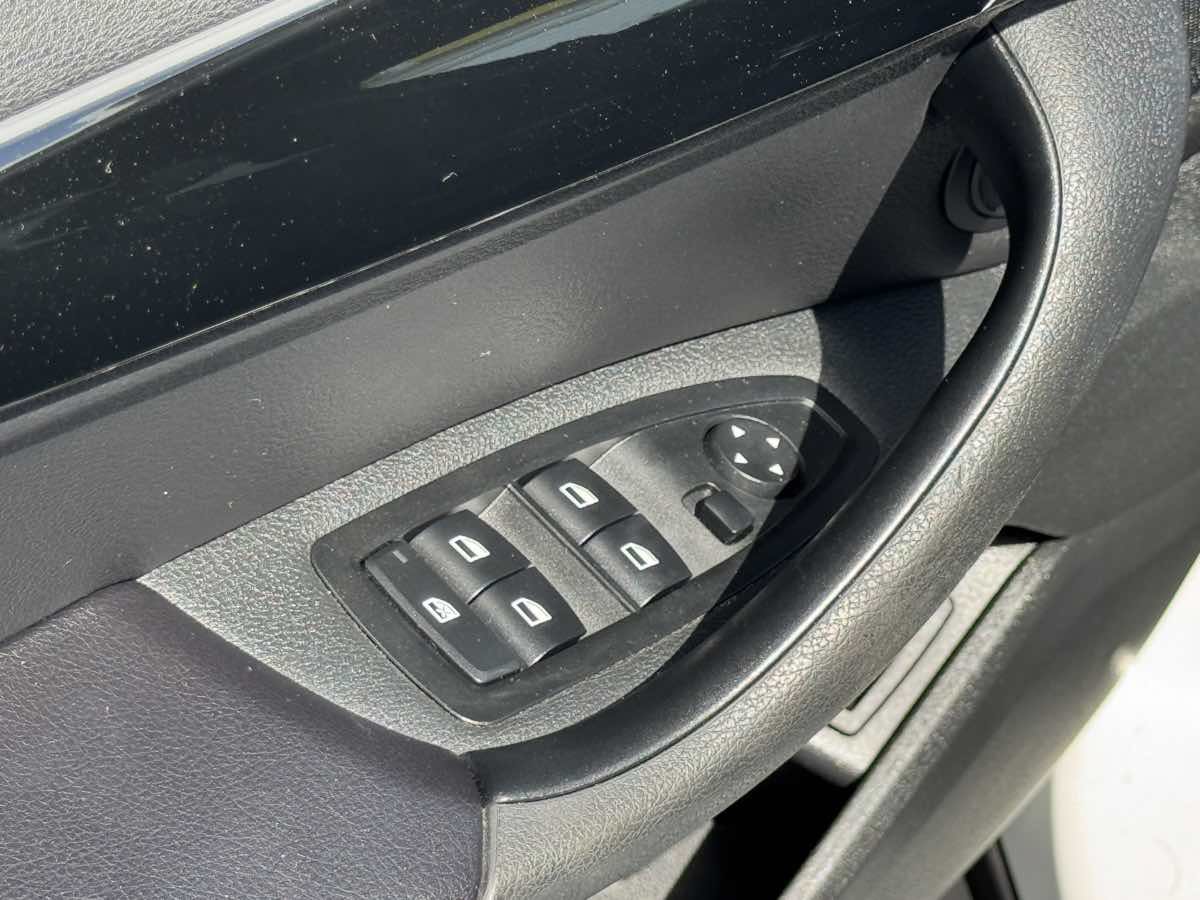 Used 2018 BMW X1 sDrive28i FWD image 31