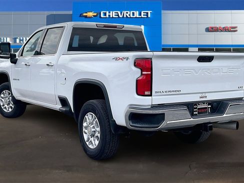 Used 2024 Chevrolet Silverado 2500 LTZ image 4