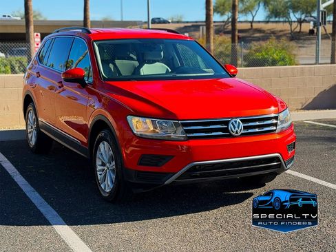 Used 2018 Volkswagen Tiguan SE AWD/4WD image 3