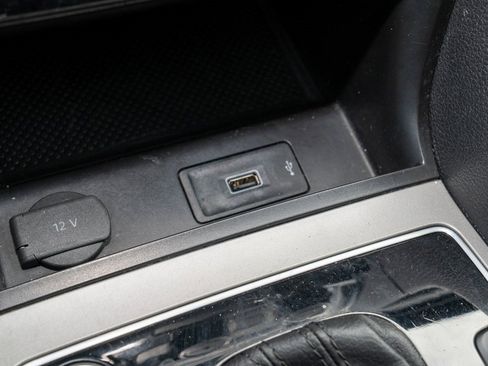 Used 2022 Volkswagen Passat 2.0T image 17