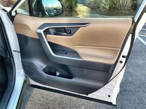 New 2025 Toyota RAV4 LE image 13