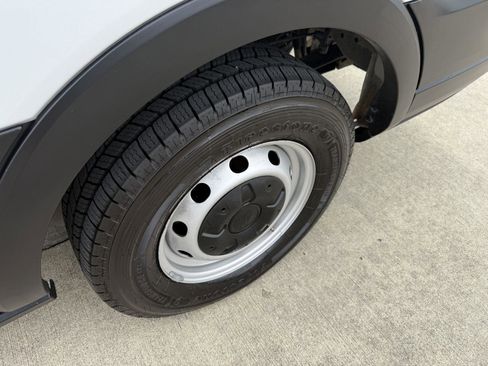 Certified 2019 Ford Transit 350 XL image 5