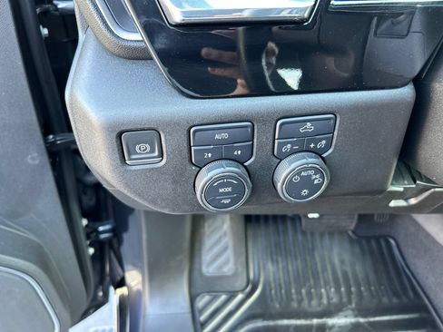 Used 2023 Chevrolet Silverado 1500 LT AWD/4WD image 14
