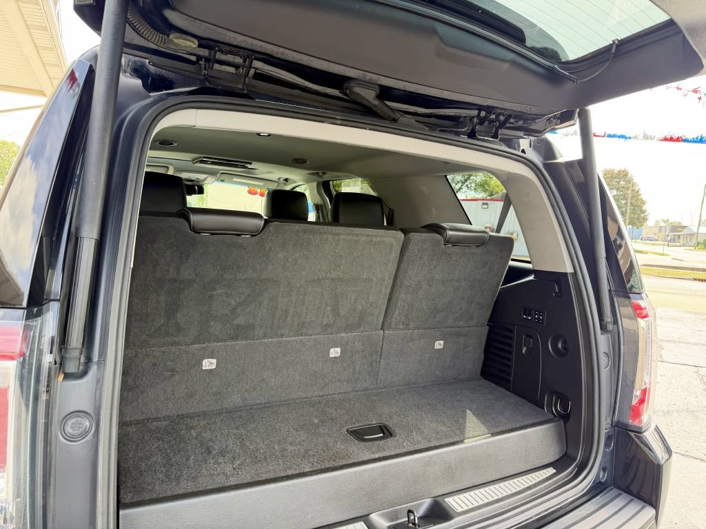 Used 2018 GMC Yukon SLT w/ Open Road Package AWD/4WD image 28