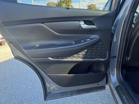 Used 2023 Hyundai Santa Fe Calligraphy image 17