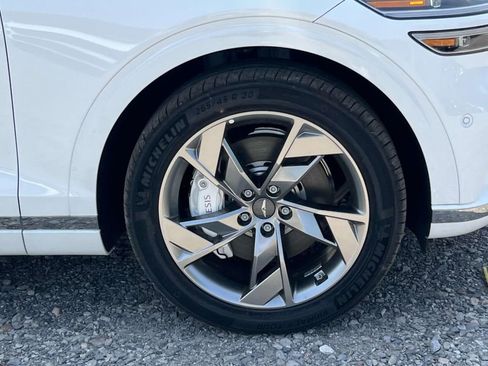 New 2025 Genesis Electrified GV70 Advanced w/ Prestige Package image 6