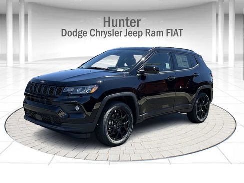 New 2026 Jeep Compass Latitude AWD/4WD image 1
