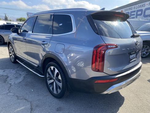 Used 2020 Kia Telluride S FWD image 13